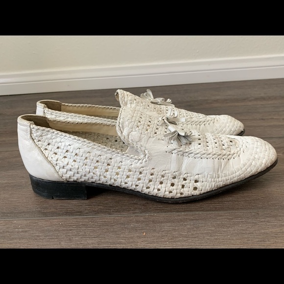 Shoes - Picture 7 of 10